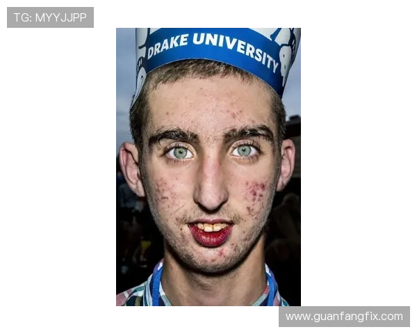 加纳成长路像当年的巴特 加纳成长路像当年的巴特